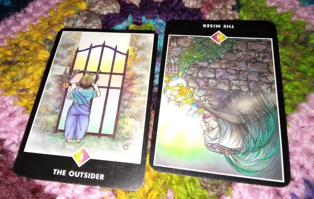 Five of Pents: Connecting Five of Pents: Connecting Everyday Tarot